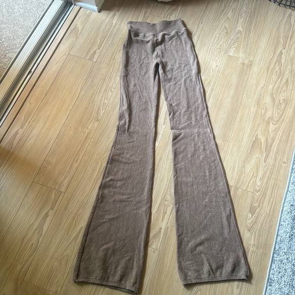 LOUNGE FLARED LEGGINGS - Picture 5 of 5